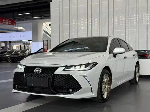 Toyota 亚洲龙 2023