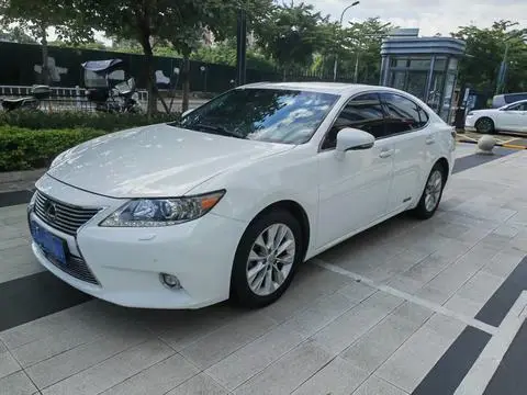 Lexus ES 2013