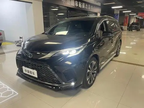 Toyota Granvia 2023