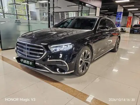Mercedes-Benz E-Class PHEV 2024