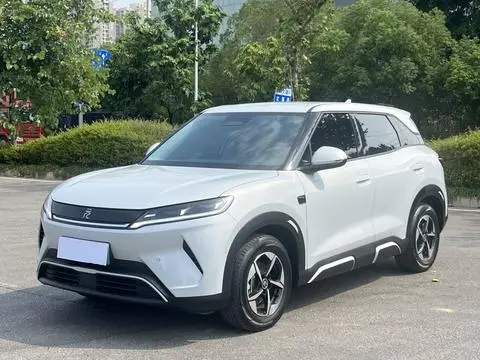 BYD 元UP 2025