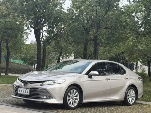 Toyota Camry 2019