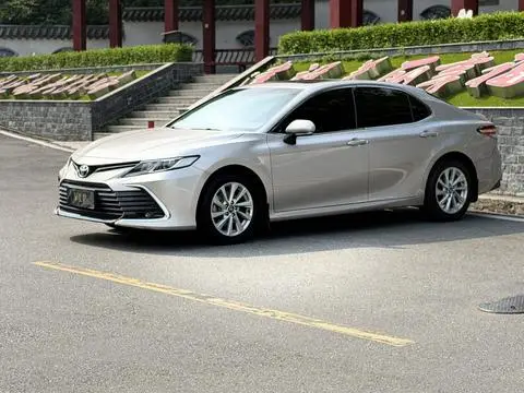 Toyota Camry 2022