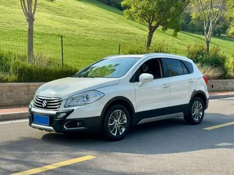 Suzuki S-Cross 2014