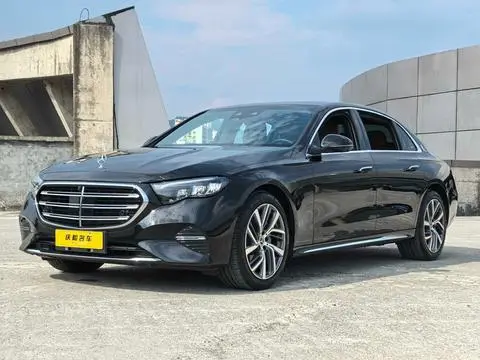 Mercedes-Benz E-Class 2024