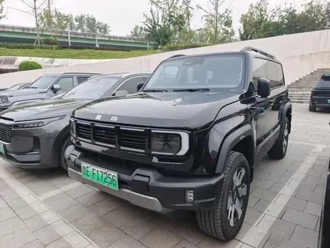 BAIC BJ40 2025