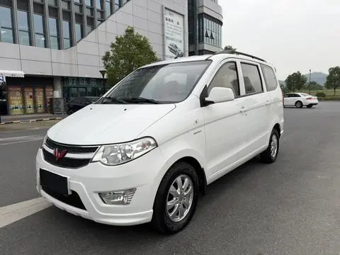 Wuling Hongguang 2016