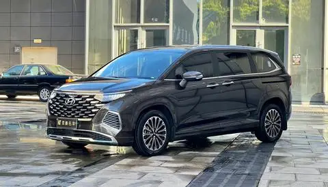 Hyundai Custo 2024