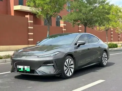 Geely Galaxy E8 2024