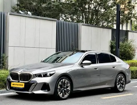 BMW 5 Series 2024