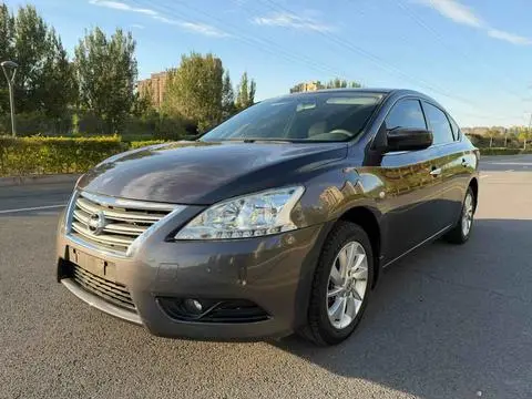 Nissan 轩逸 2012