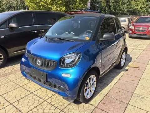 smart fortwo 2018