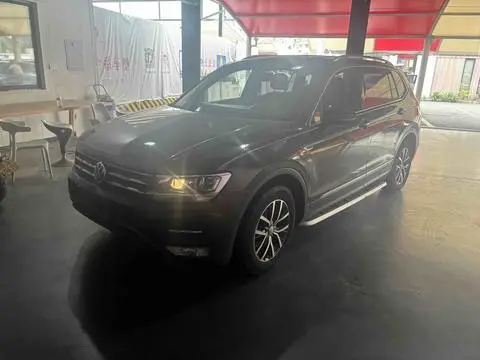 Volkswagen Tiguan L 2017