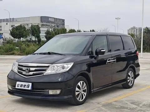 Honda 艾力绅 2012