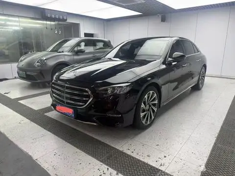 Mercedes-Benz E-Class 2024