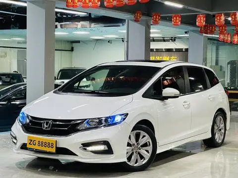 Honda Jade 2017