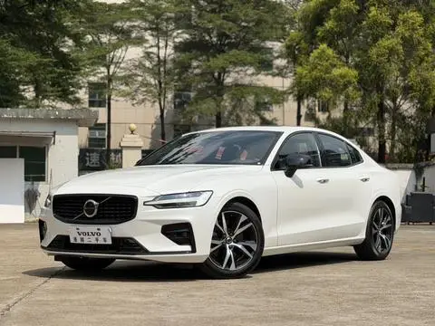 Volvo S60 2024