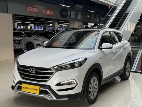 Hyundai Tucson 2015
