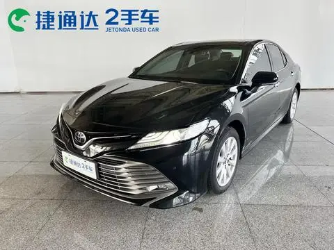 Toyota Camry 2019