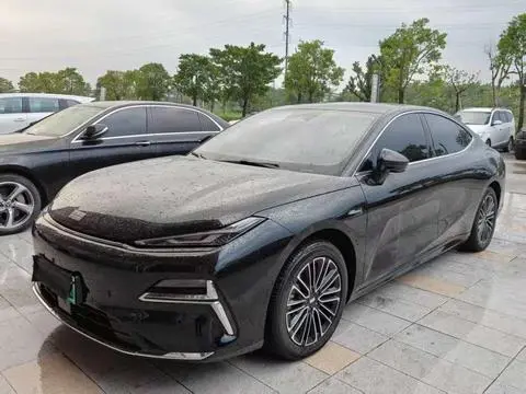 Geely Galaxy Starshine 8 2025