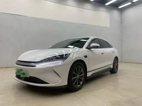 BYD 秦L EV 2025