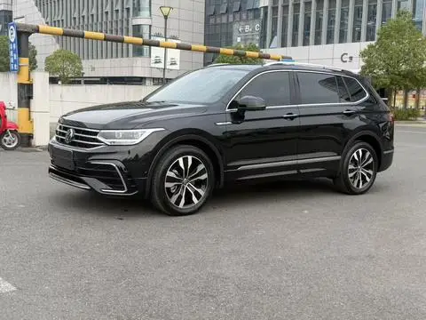 Volkswagen Tiguan L 2024