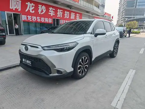 Toyota FRONTLANDER 2022
