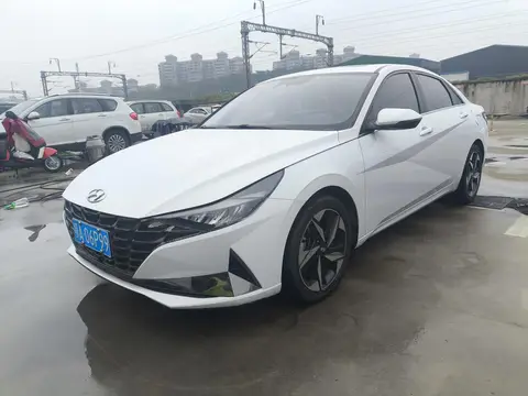 Hyundai Elantra 2021