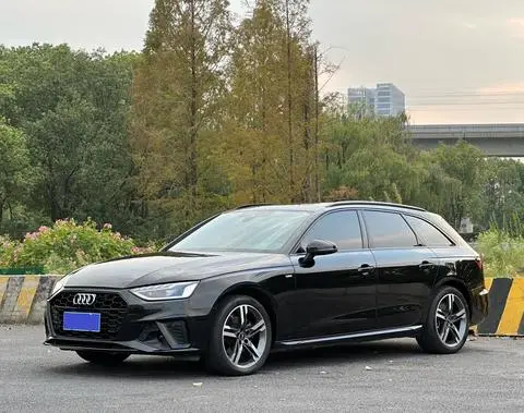 Audi A4 2022