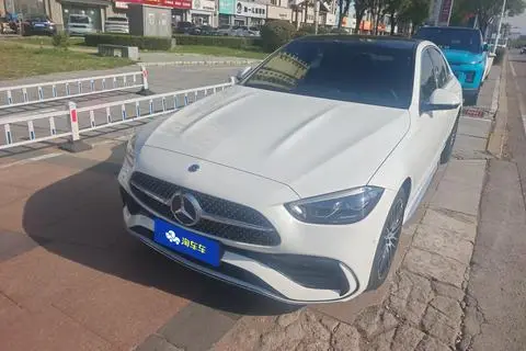 Mercedes-Benz C-Class 2025