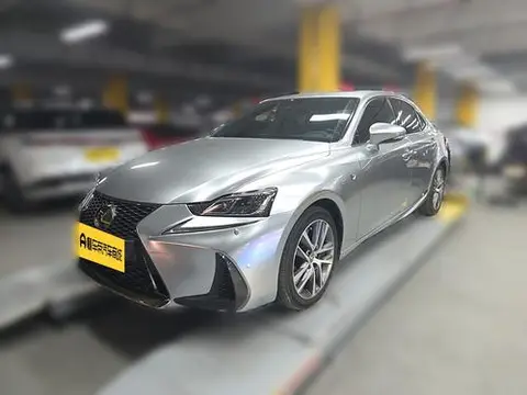 Lexus IS 2017