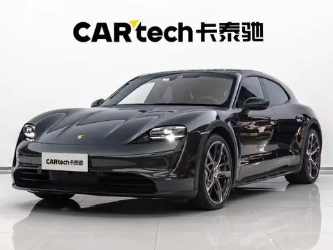 Porsche Taycan 2022