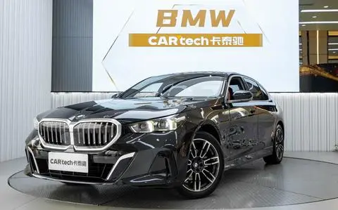BMW 5 Series 2024