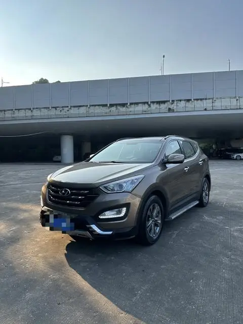 Hyundai Santa Fe 2013