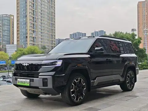 BYD Leopard 8 2025
