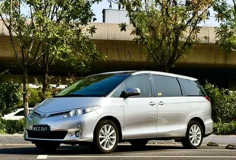 Toyota Previa 2012