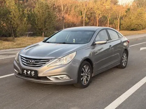 Hyundai 索纳塔八 2013