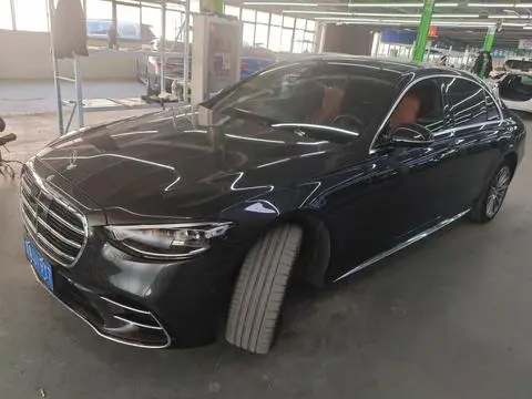 Mercedes-Benz S-Class 2021