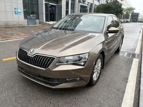 Skoda Superb 2016