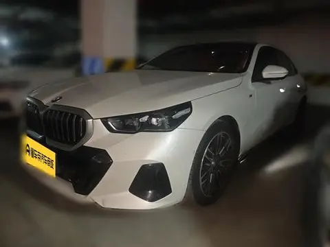 BMW 5 Series 2024