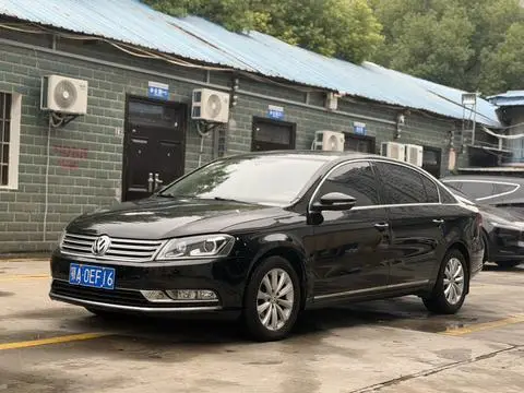 Volkswagen Magotan 2013