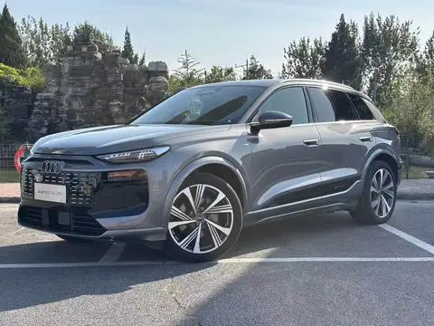 Audi Q6L e-tron 2026