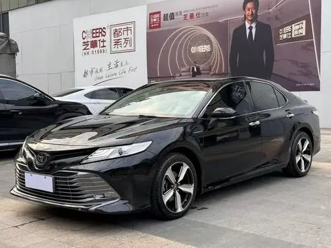 Toyota Camry 2019