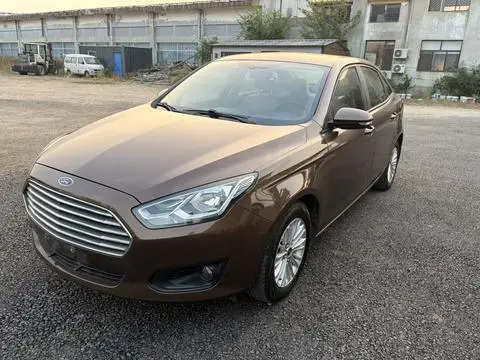 Ford Escort 2015