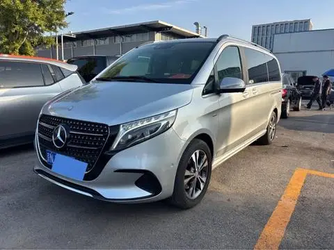 Mercedes-Benz V-Class 2016