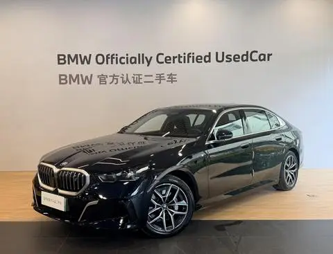 BMW i5 2025