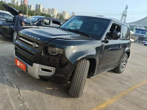 Land Rover 卫士 2023