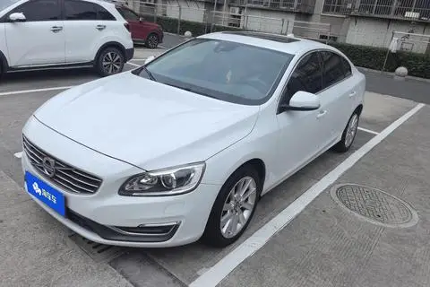 Volvo S60 2015