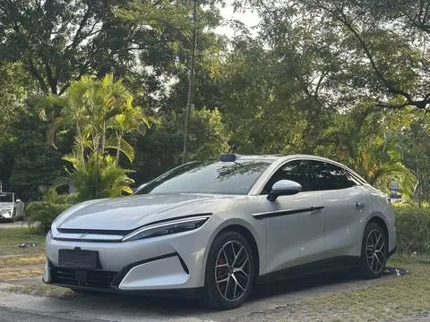 BYD Han L EV 2025
