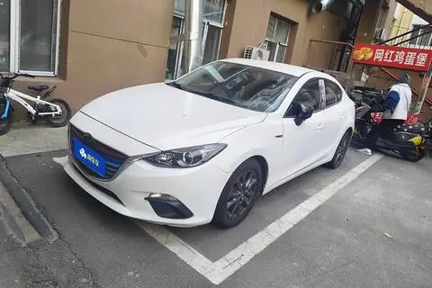 Mazda 3 Axela 2014